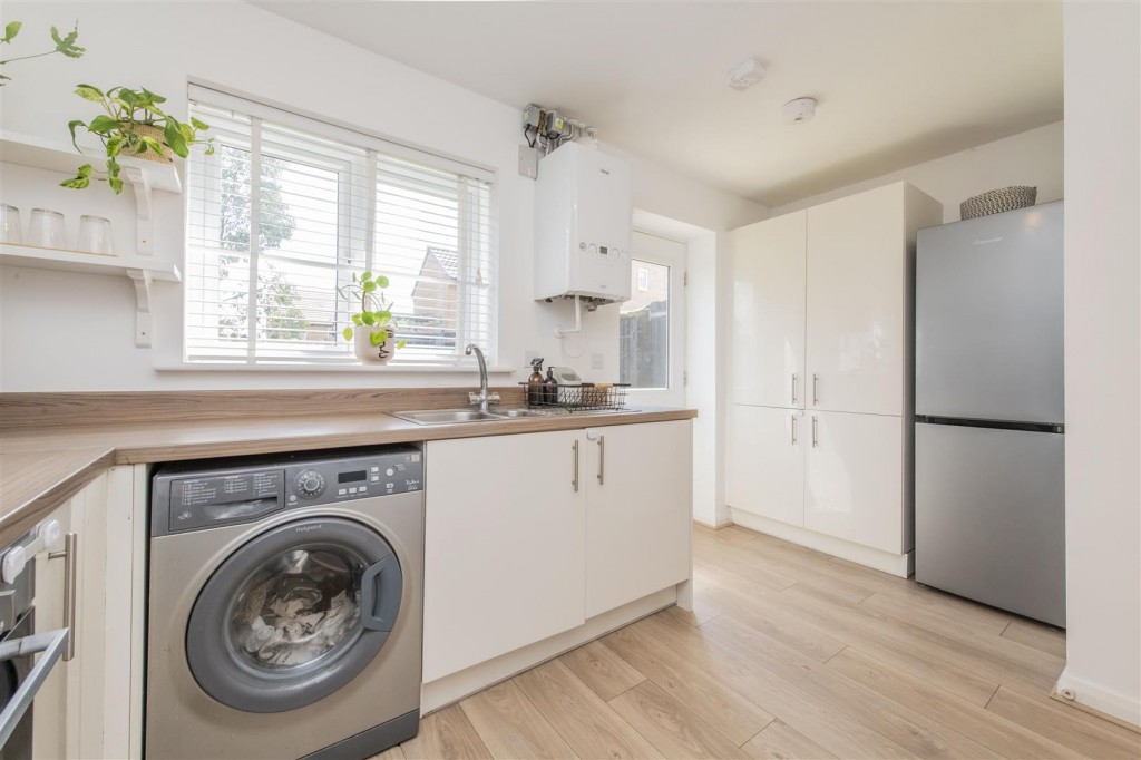 Images for Palmer Crescent, Burton Latimer EAID:oscarjamesapi BID:3