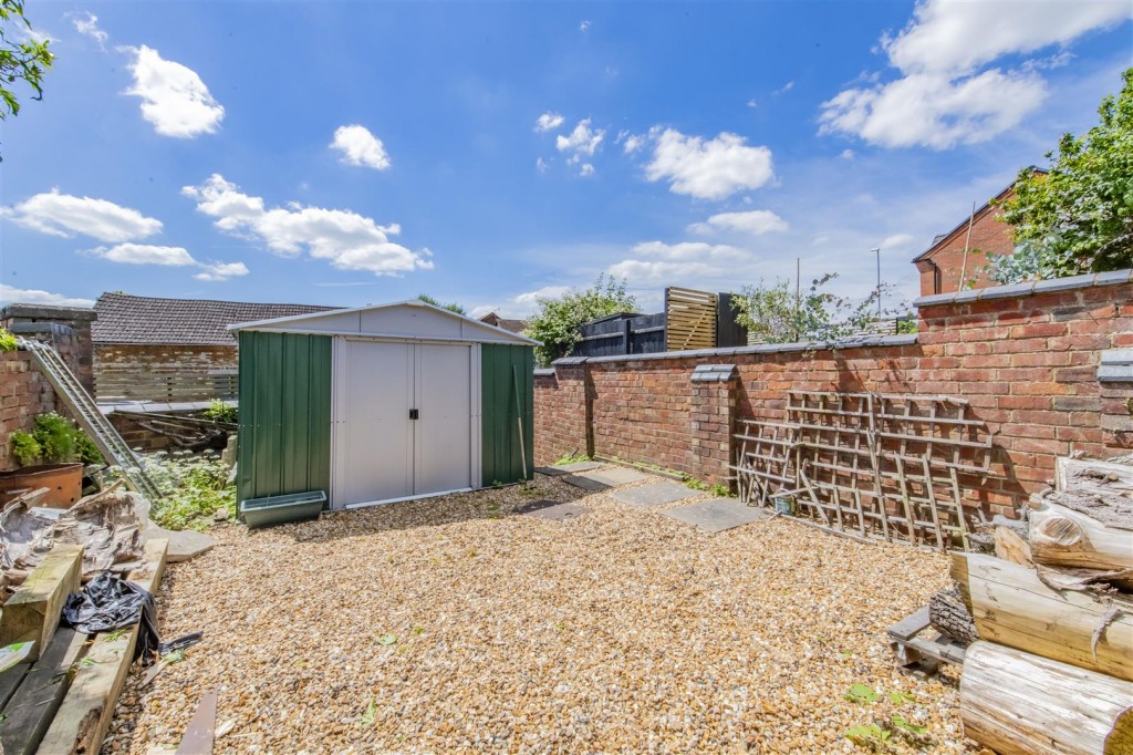 Images for Debdale Road, Wellingborough EAID:oscarjamesapi BID:6