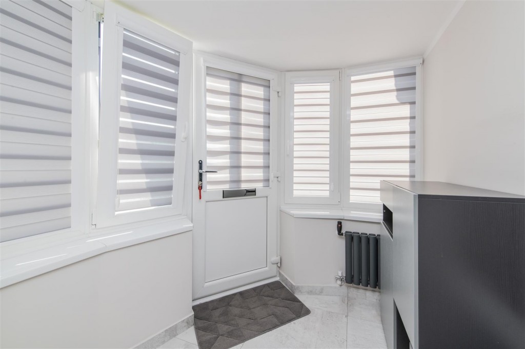 Images for Windmill Grove, Raunds, Wellingborough EAID:oscarjamesapi BID:6
