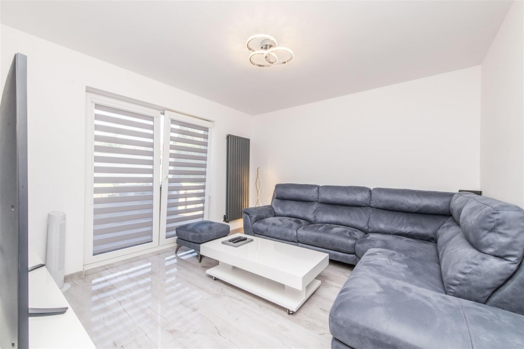 Images for Windmill Grove, Raunds, Wellingborough EAID:oscarjamesapi BID:6