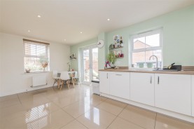Images for Waples Close, Earls Barton