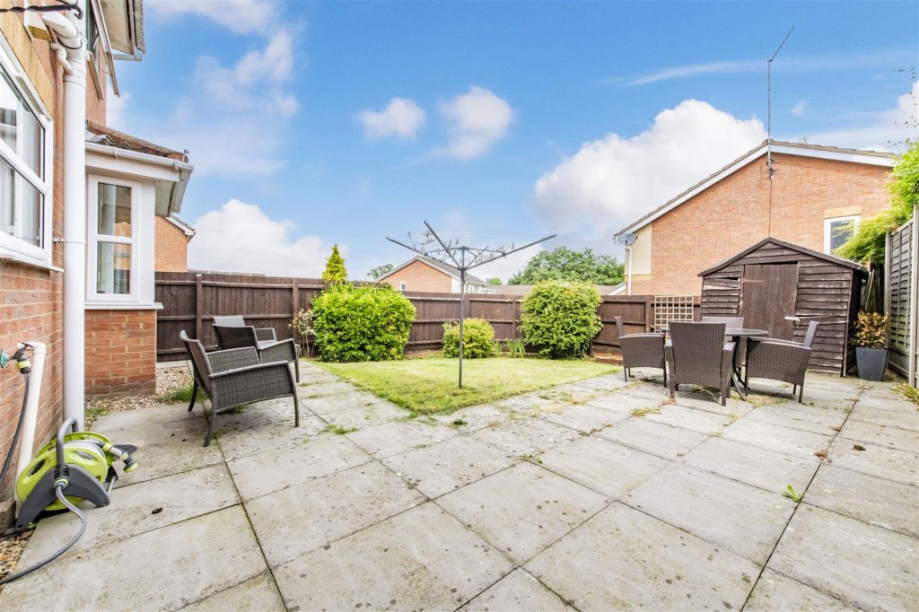 Images for Harwood Drive, Kettering EAID:oscarjamesapi BID:2
