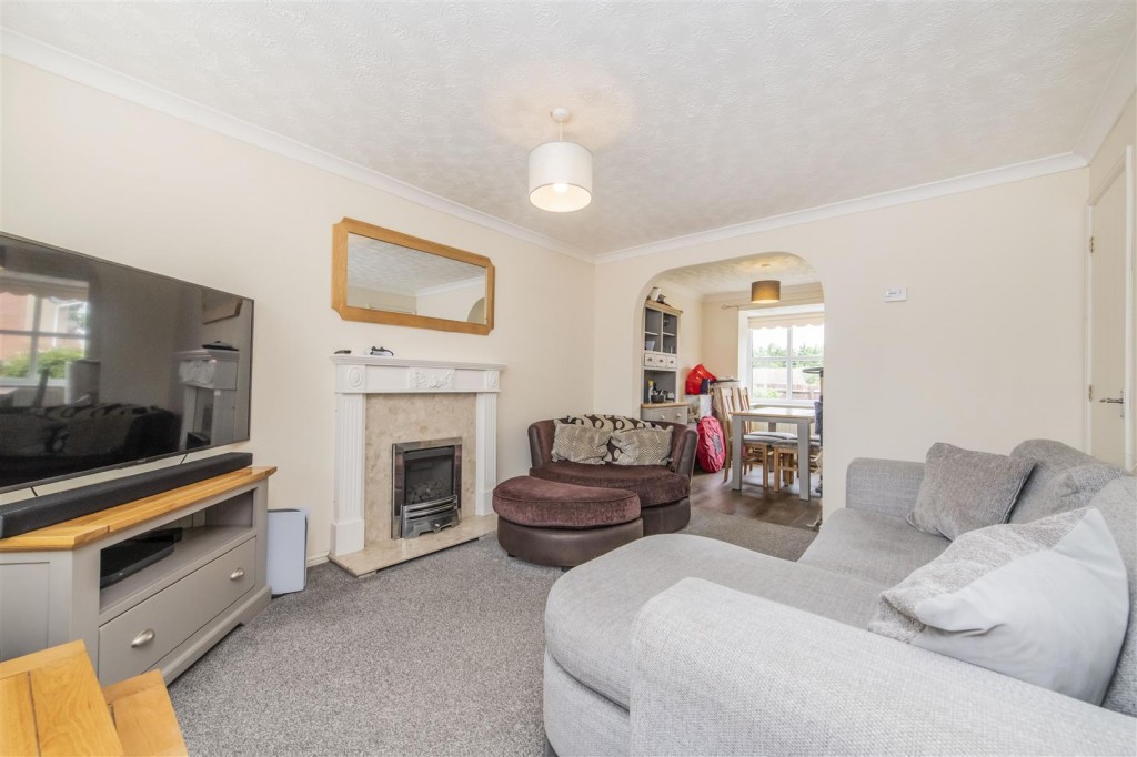 Images for Harwood Drive, Kettering EAID:oscarjamesapi BID:2