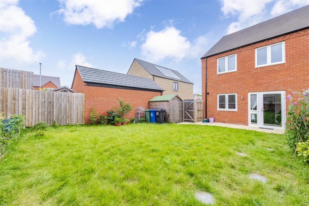 Images for Venus Avenue, Barton Seagrave EAID:oscarjamesapi BID:2