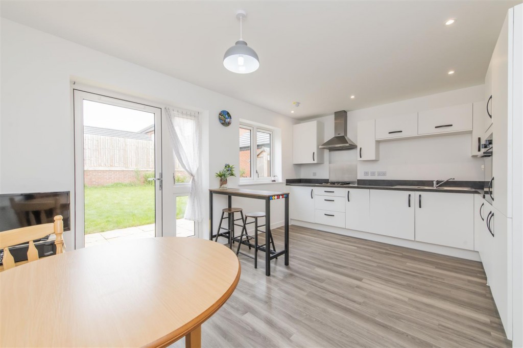 Images for Venus Avenue, Barton Seagrave EAID:oscarjamesapi BID:2