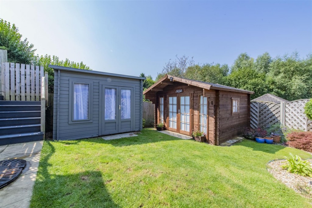 Images for Dene Close, Kettering EAID:oscarjamesapi BID:2