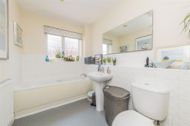 Images for Davies Close, Market Harborough