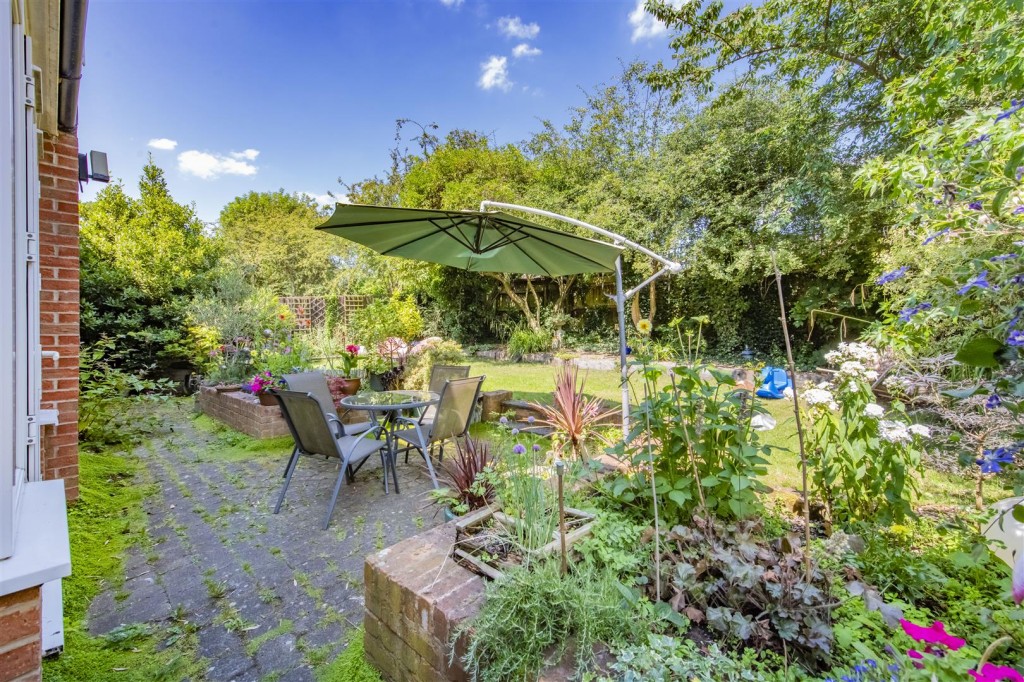 Images for Davies Close, Market Harborough EAID:oscarjamesapi BID:5