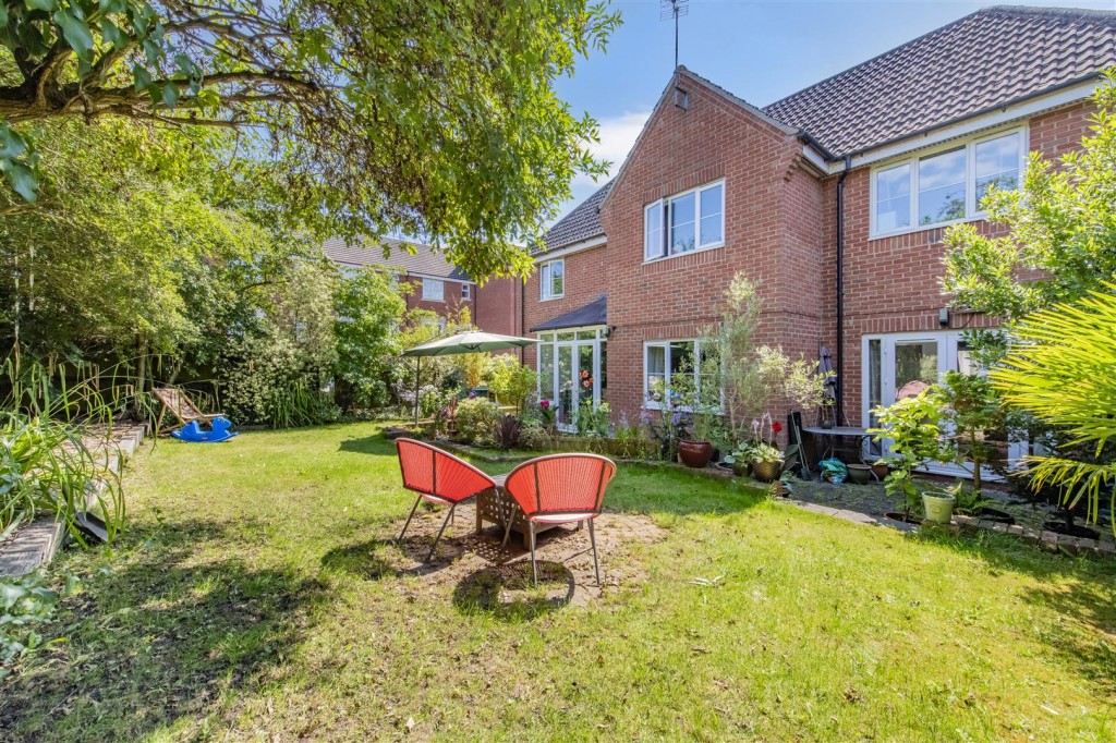 Images for Davies Close, Market Harborough EAID:oscarjamesapi BID:5
