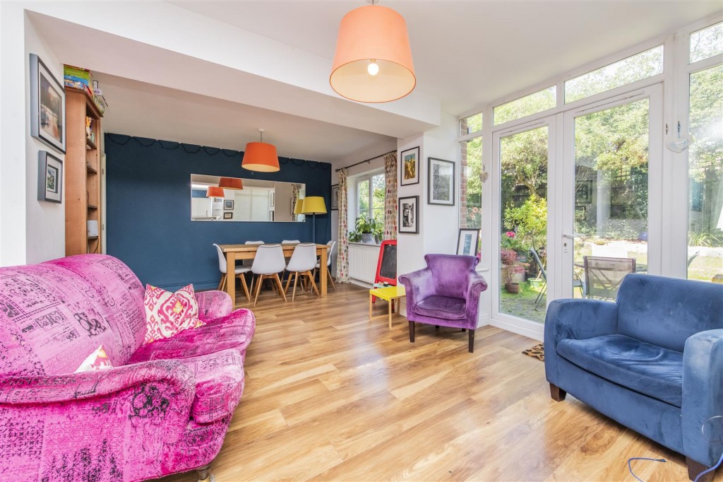 Images for Davies Close, Market Harborough EAID:oscarjamesapi BID:5