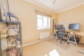 Images for The Pyghtles, Wollaston