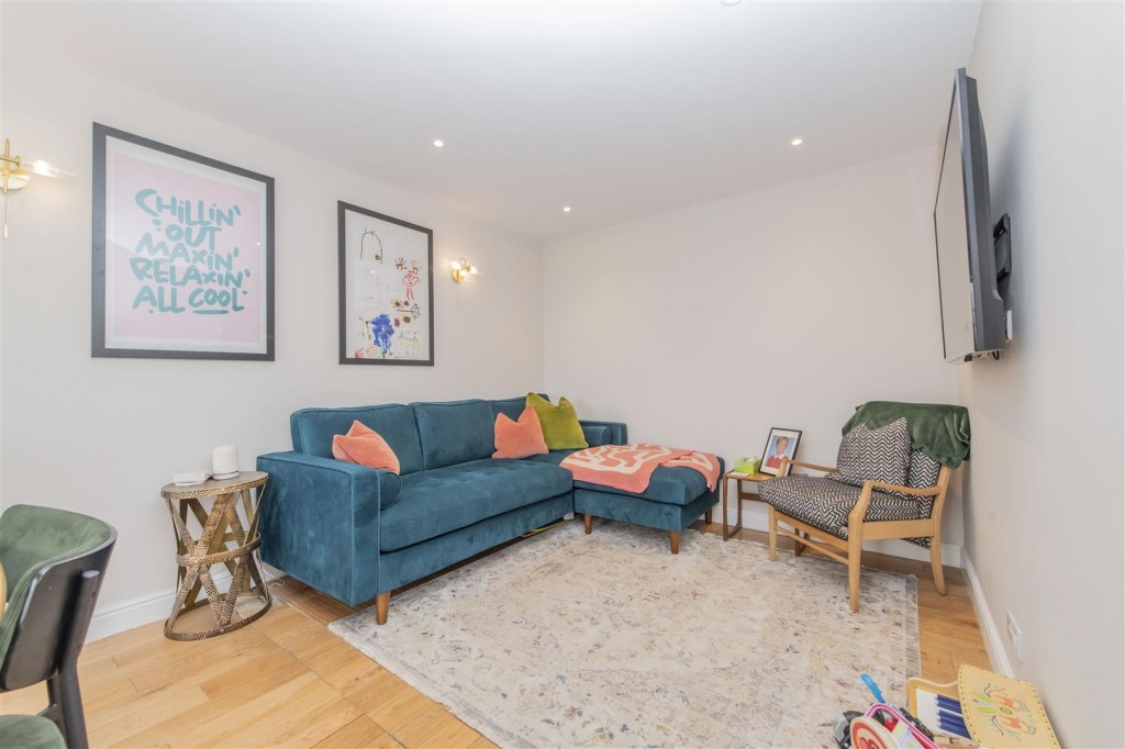 Images for Ripley Road, Cottingham EAID:oscarjamesapi BID:4