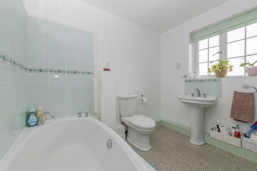 Images for Ripley Road, Cottingham EAID:oscarjamesapi BID:4