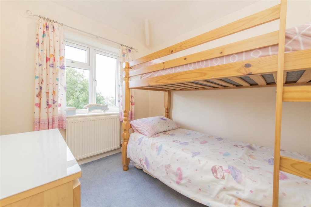 Images for Eastleigh Road, Kettering EAID:oscarjamesapi BID:2