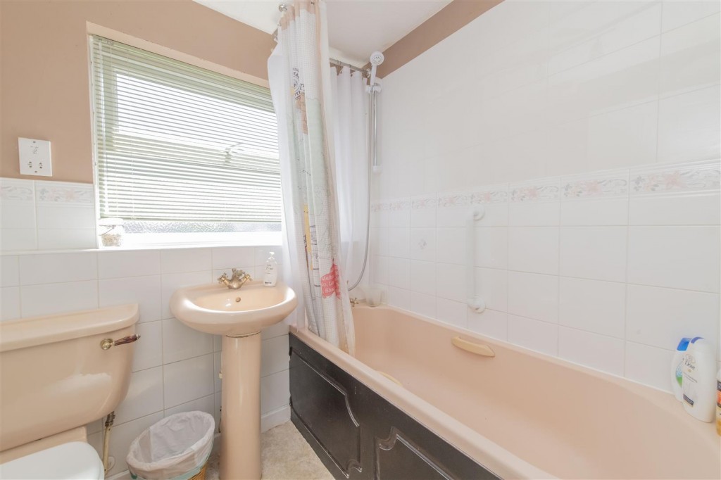 Images for Barth Close, Great Oakley, Corby EAID:oscarjamesapi BID:4