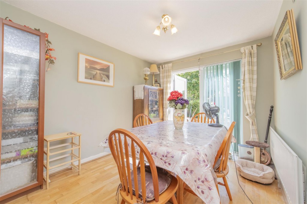 Images for Barth Close, Great Oakley, Corby EAID:oscarjamesapi BID:4