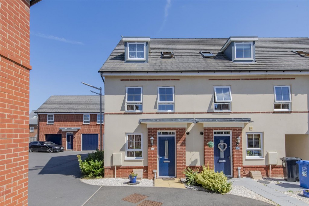 Images for Grimsthorpe Avenue, Barton Seagrave, Kettering EAID:oscarjamesapi BID:2