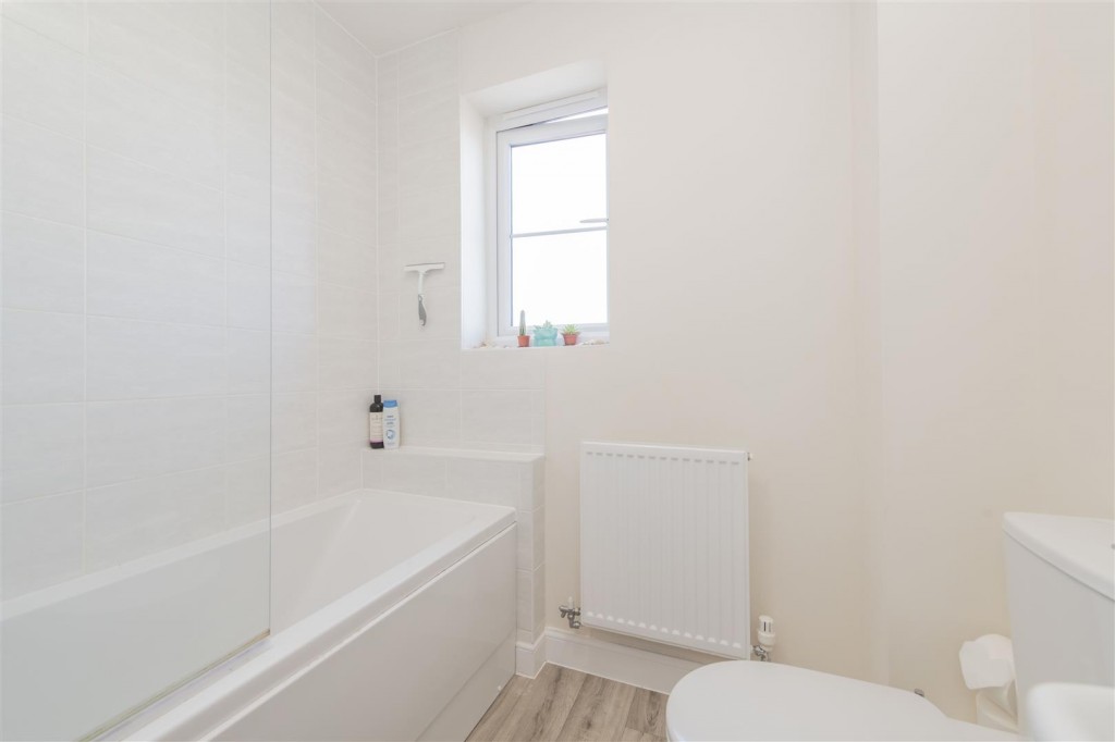 Images for Grimsthorpe Avenue, Barton Seagrave, Kettering EAID:oscarjamesapi BID:2