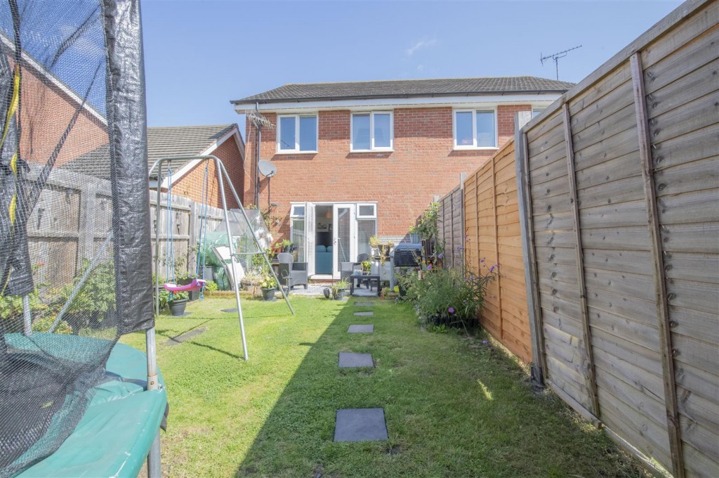 Images for Boughton Road, Corby EAID:oscarjamesapi BID:4