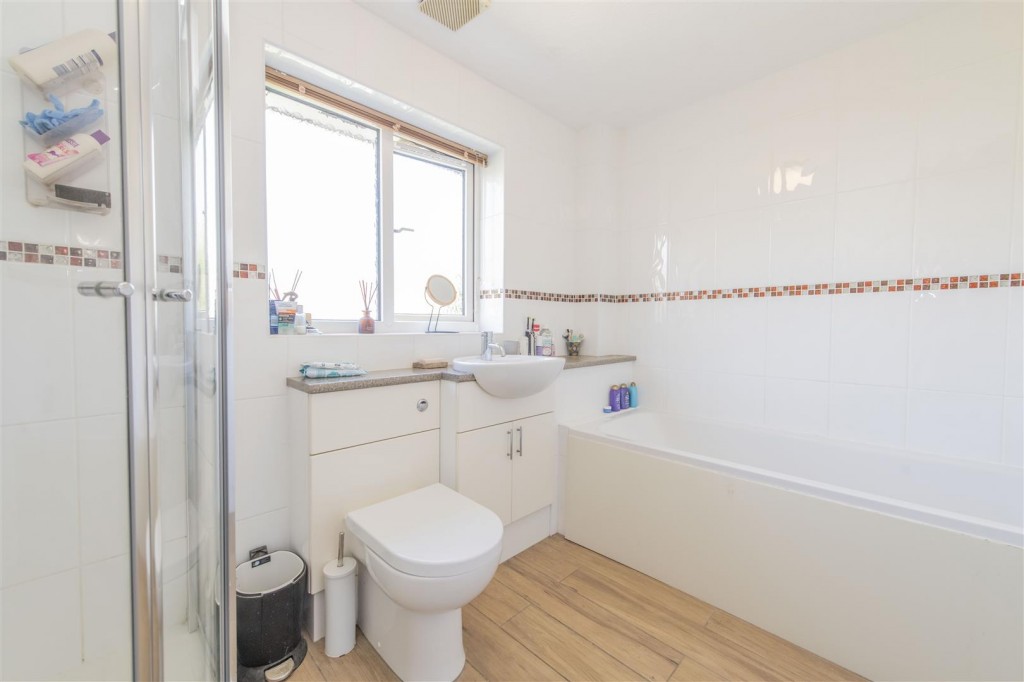 Images for Cleveland Avenue, Kettering EAID:oscarjamesapi BID:2
