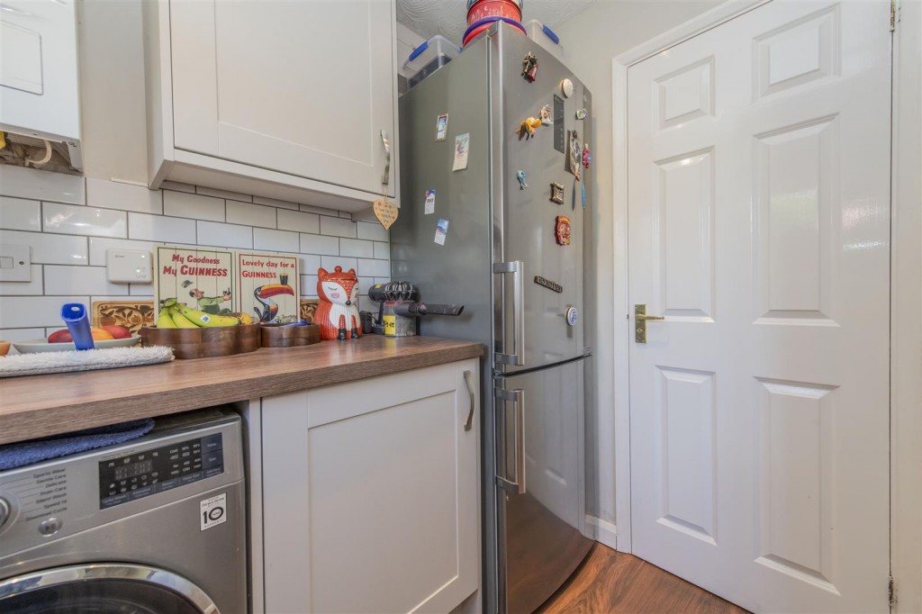 Images for Cleveland Avenue, Kettering EAID:oscarjamesapi BID:2