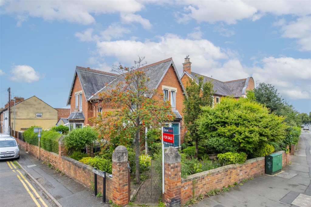 Images for Rockingham Road, Kettering EAID:oscarjamesapi BID:2