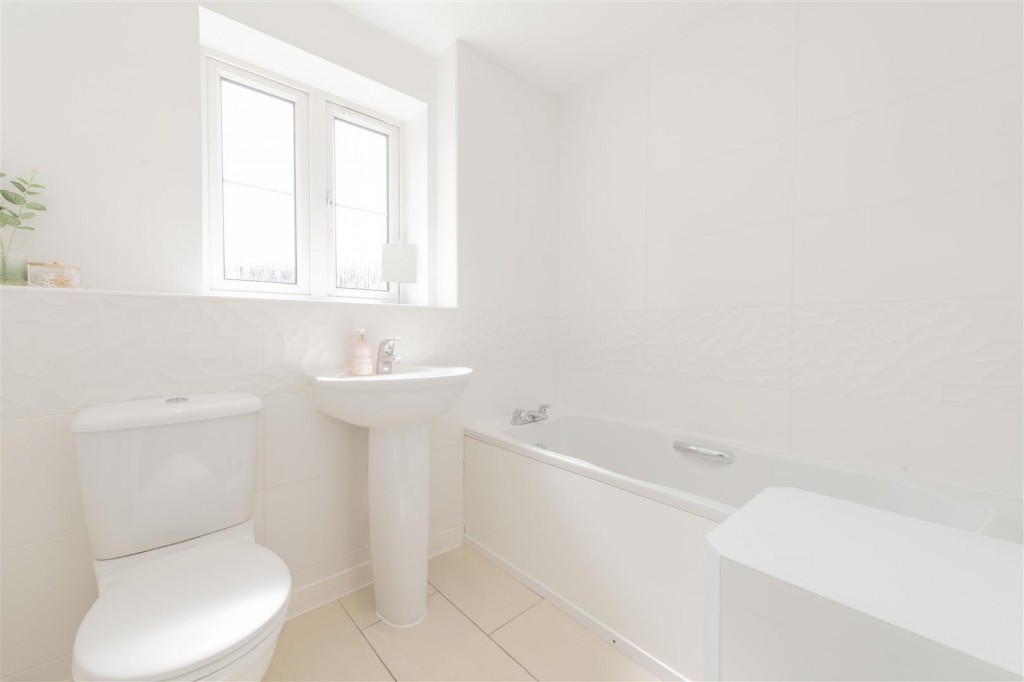 Images for Pryor Road, Kettering EAID:oscarjamesapi BID:2