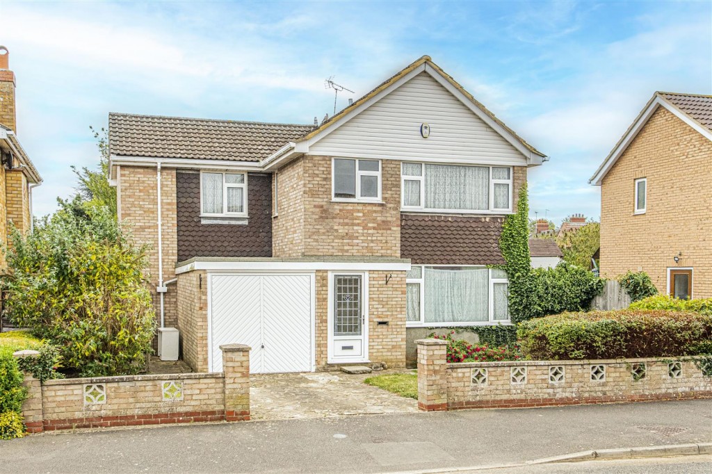 Images for Bradshaw Way, Irchester, Wellingborough EAID:oscarjamesapi BID:6