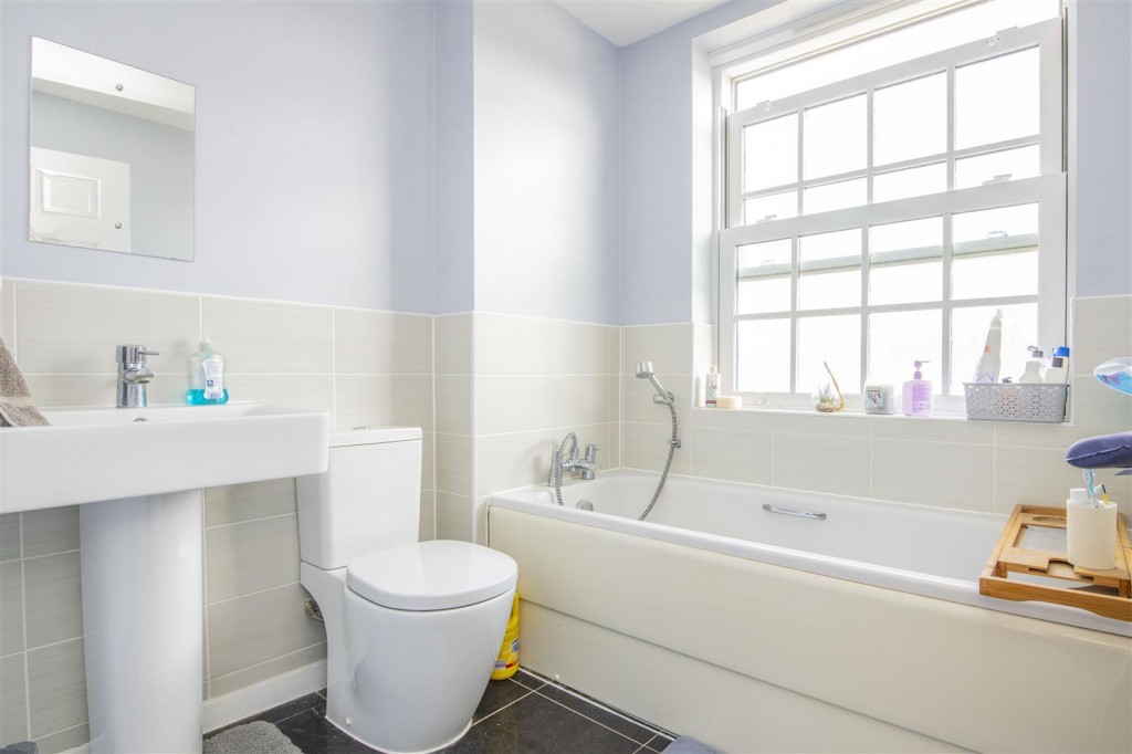 Images for The Avenue, Corby EAID:oscarjamesapi BID:4