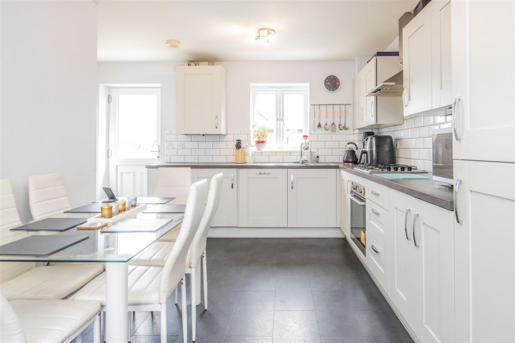 Images for Harvest Road, Market Harborough EAID:oscarjamesapi BID:5