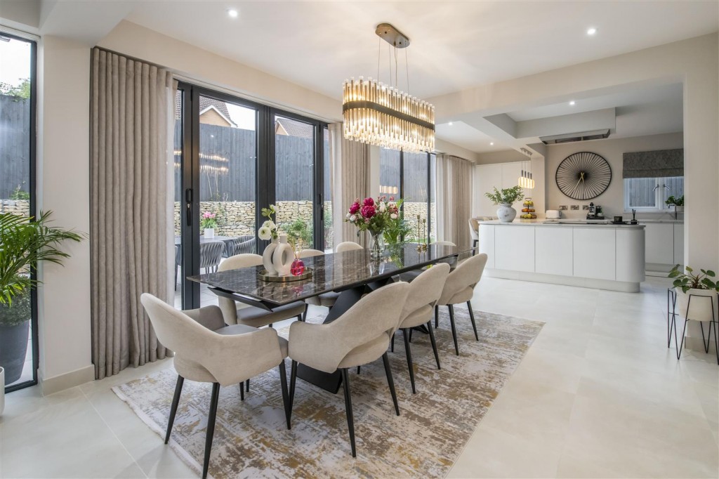 Images for Singlehurst Close, Weldon EAID:oscarjamesapi BID:4