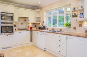 Images for Crane Close, Little Cransley, Kettering