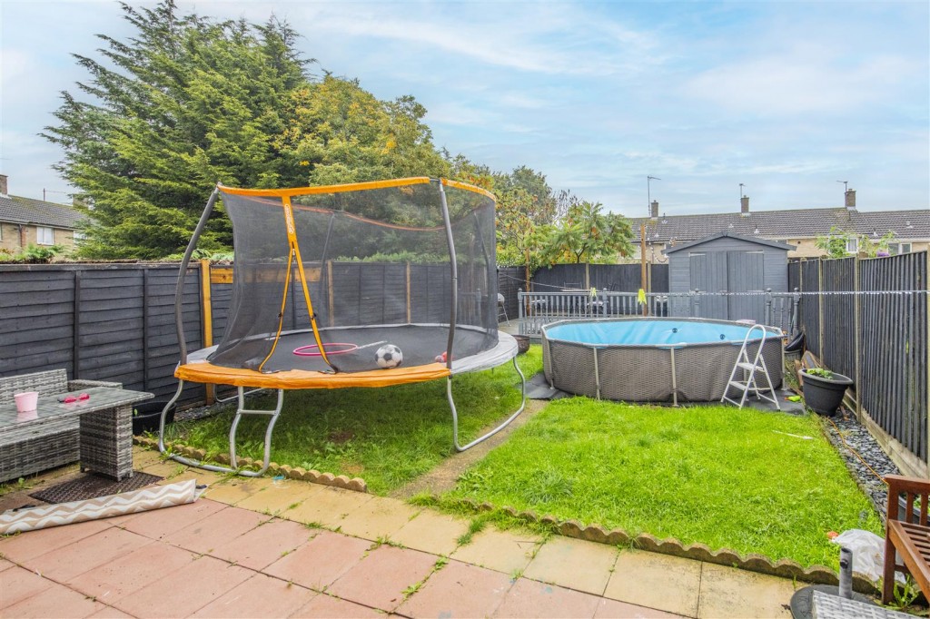 Images for Horsham Walk, Corby EAID:oscarjamesapi BID:4
