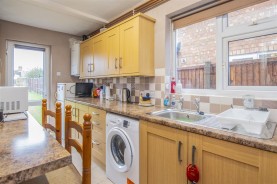 Images for Eady Road, Burton Latimer
