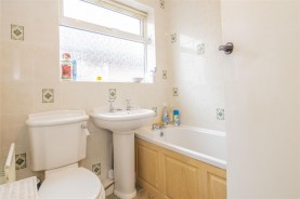 Images for Eady Road, Burton Latimer