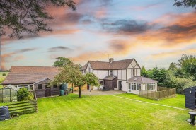 Images for Eastern Way, Heath And Reach, Leighton Buzzard