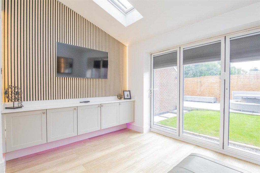 Images for Stratfield Way, Kettering EAID:oscarjamesapi BID:2