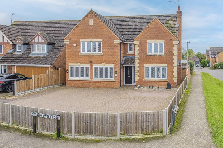 Meadow Sweet Road, Rushden - EAID:oscarjamesapi, BID:3