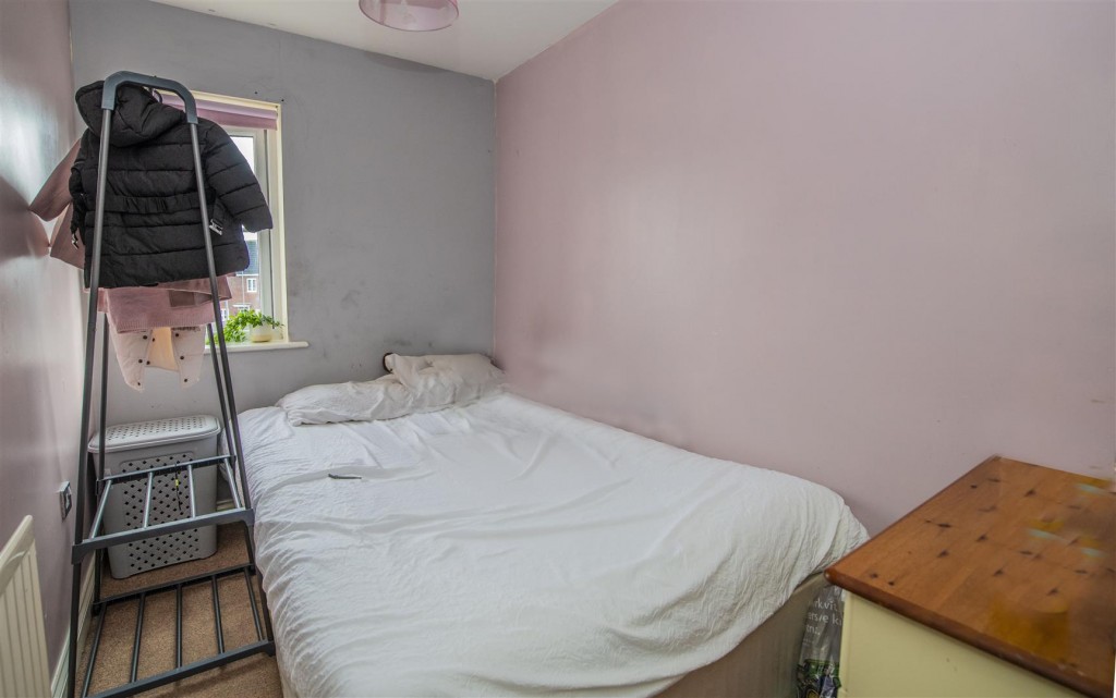 Images for Aintree Road, Corby EAID:oscarjamesapi BID:4