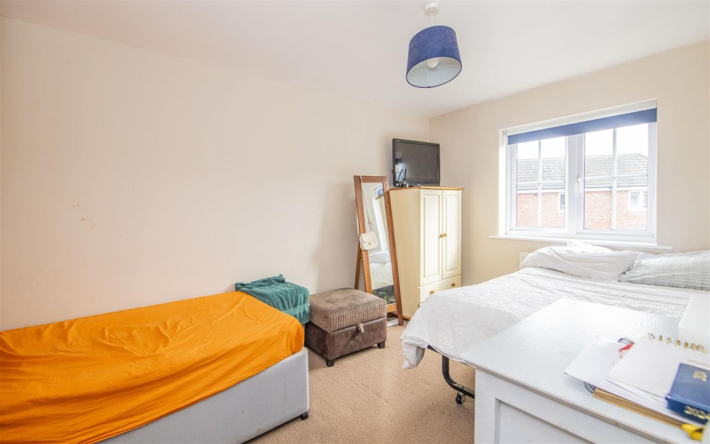 Images for Aintree Road, Corby EAID:oscarjamesapi BID:4