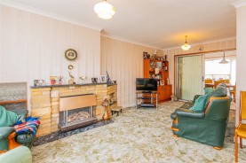 Images for Oakway, Wellingborough