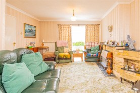 Images for Oakway, Wellingborough