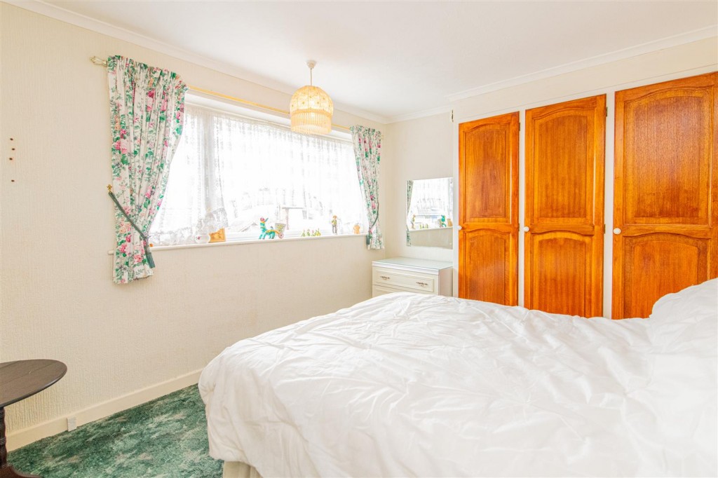 Images for Oakway, Wellingborough EAID:oscarjamesapi BID:6