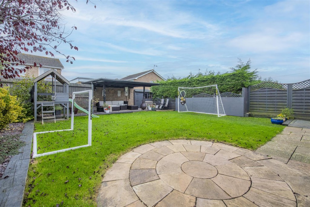 Images for Oldenburg Road, Corby EAID:oscarjamesapi BID:4