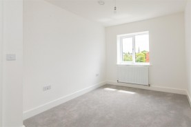 Images for Ahern Close, Bozeat