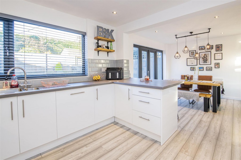 Images for Kipton Close, Rothwell EAID:oscarjamesapi BID:2