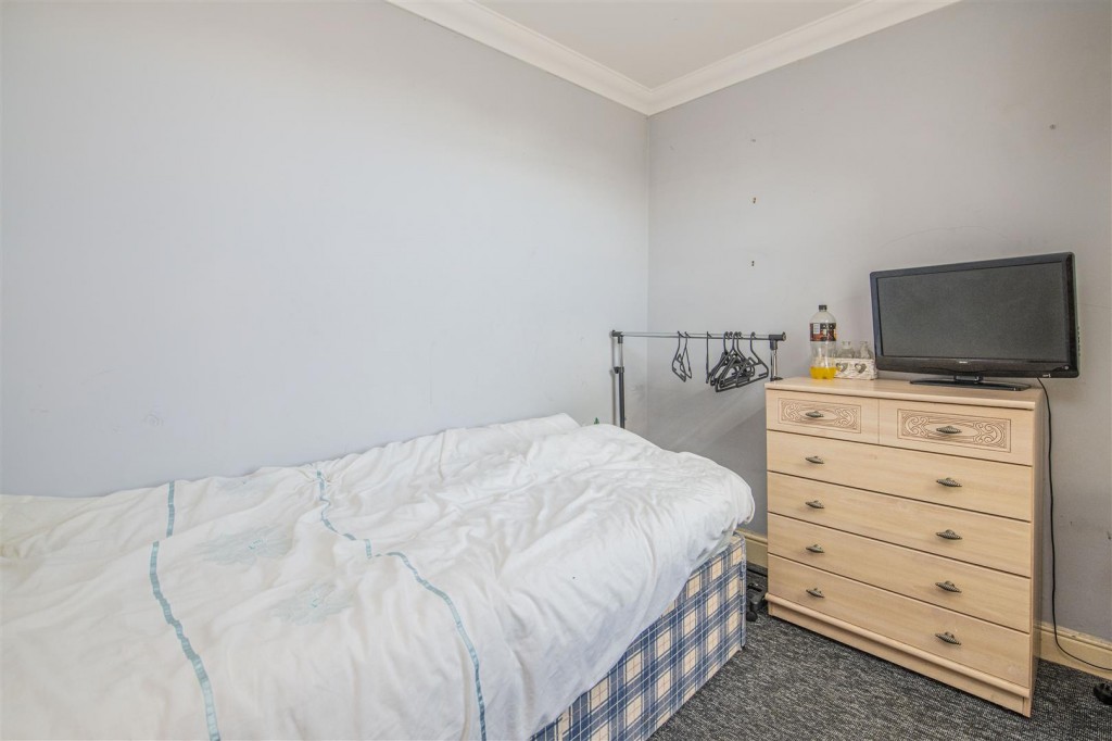 Images for Wood Street, Kettering EAID:oscarjamesapi BID:2