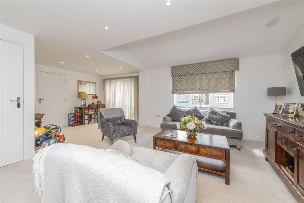Images for St. Johns Road, Kettering EAID:oscarjamesapi BID:2