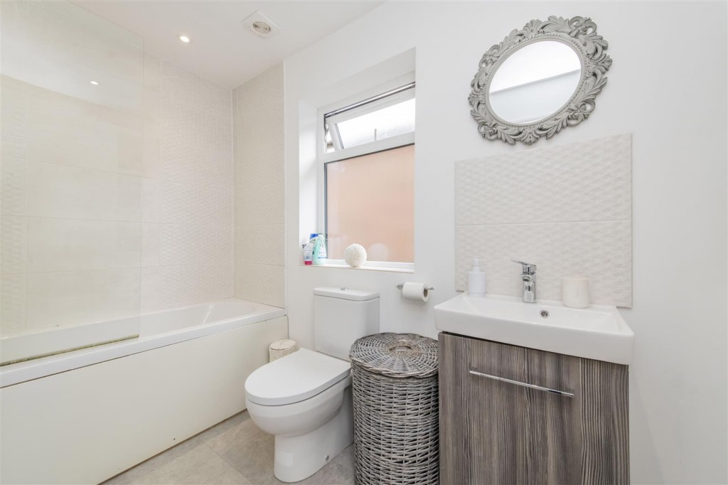Images for St. Johns Road, Kettering EAID:oscarjamesapi BID:2