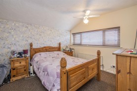 Images for Pennine Way, Kettering